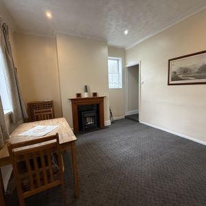 Photo 6- click for photo gallery